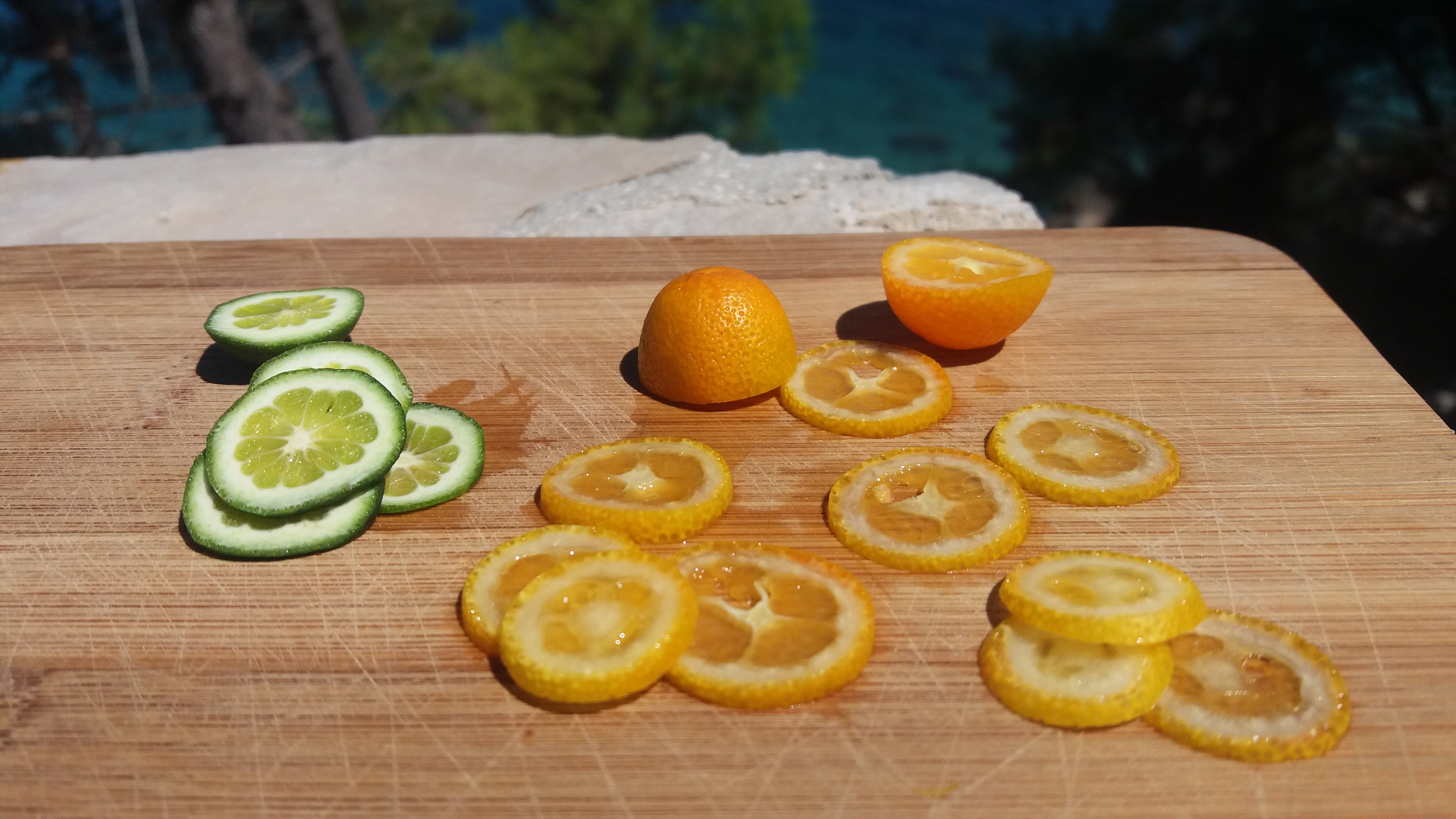 Fresh oranges and kumkvat